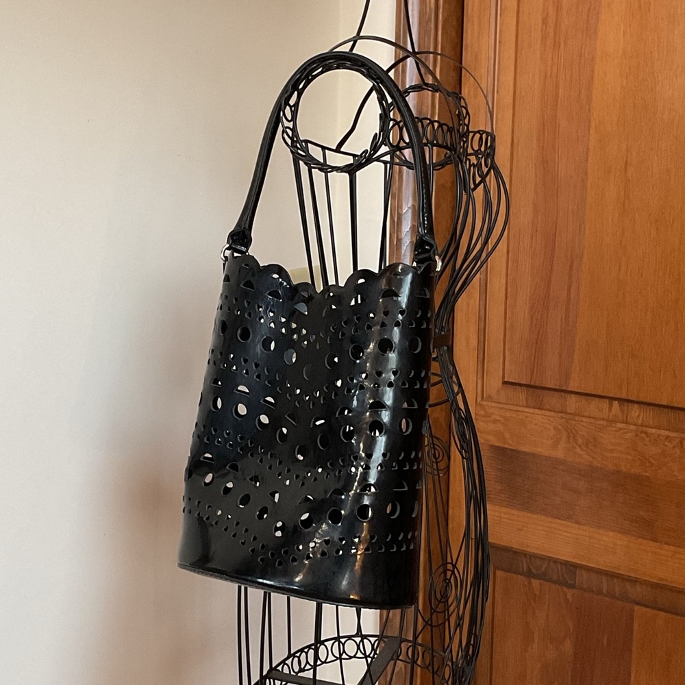 Neiman Marcus Black Perforated vegan Leather Bucket Bag - Picture 4 of 5